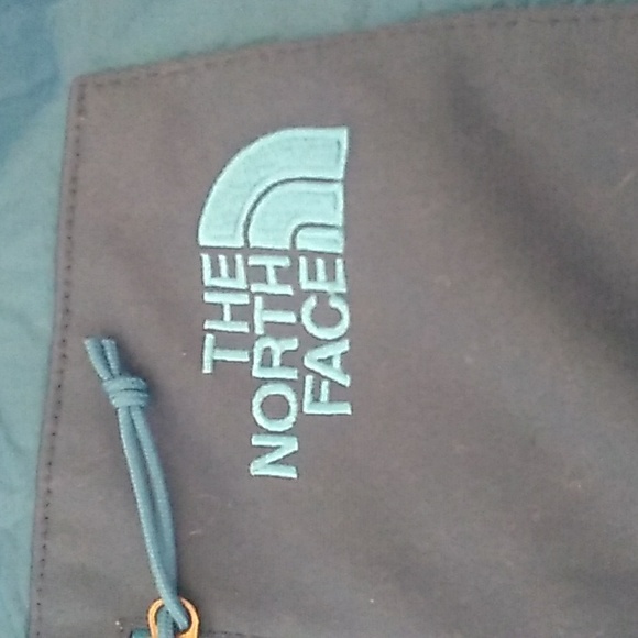 Gently used, reversible, blue, north face jacket - Picture 3 of 4